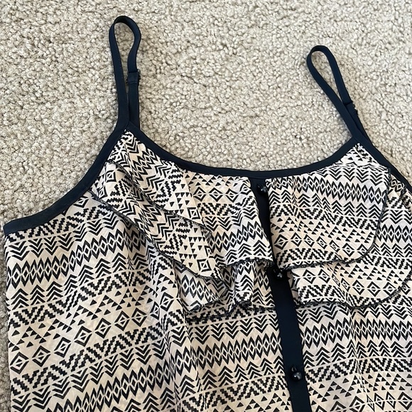 Aztec Print Tank Top - Picture 2 of 6
